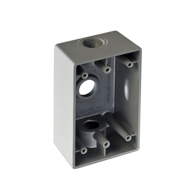 Caja Condulet FS de 3/4" ( 19.05mm) con tres bocas a prueba de intemperie.