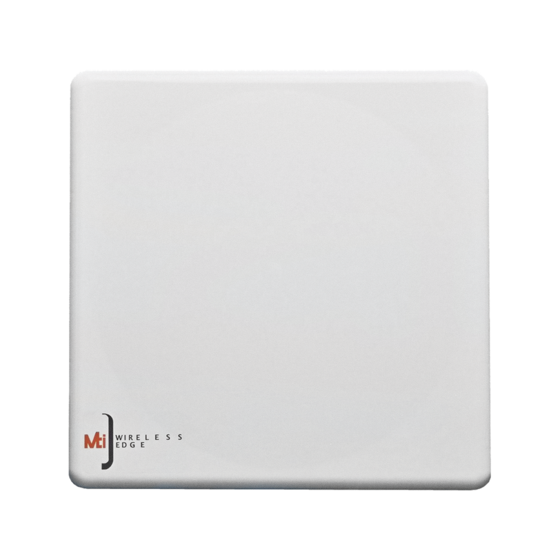 Antena Sectorial, frecuencia de 4.9-5.9 GHz, MIMO 4x4, Ganancia  16 dBi, Angulo de apertura 65°, 4 Conectores N-hembra con slant de 45°, IP67.