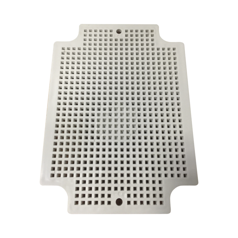 Placa Interna de Plástico para Gabinetes PST-3546-16E.