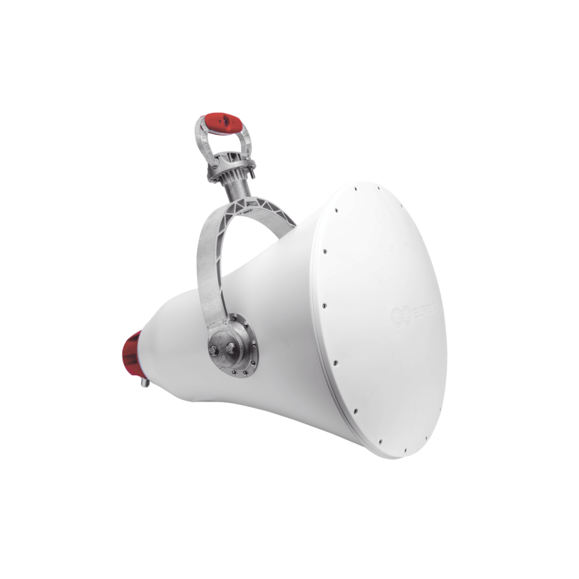 Antena direccional UltraHorn? Carrier Class Contectorizada 5180-6400 GHz, 24 dBi, ultra rechazo al ruido, altamente direccional sin lóbulos laterales