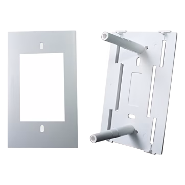 Tapa universal INKA y soporte de PVC auto extinguible y aluminio (8181-80002)